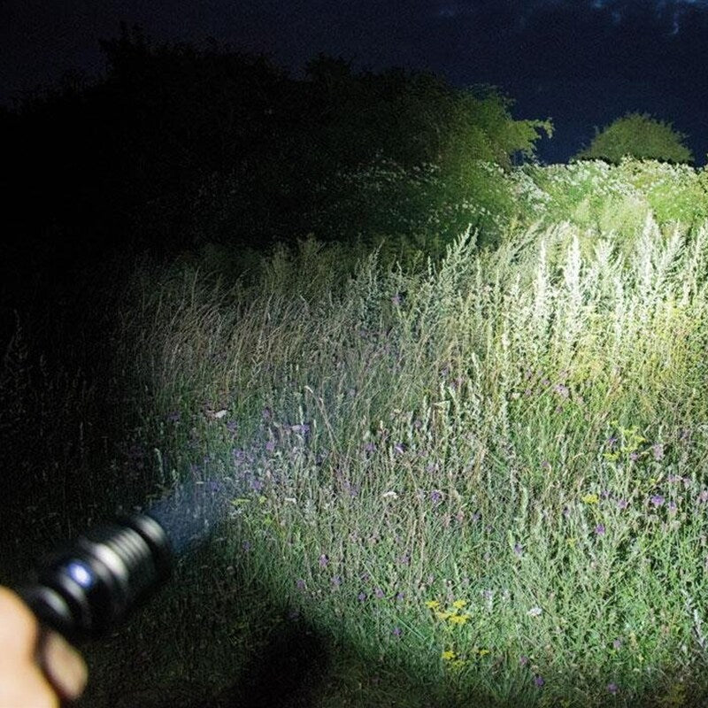 Latarka NightSearcher Explorer 1200 - 1200 lumenów