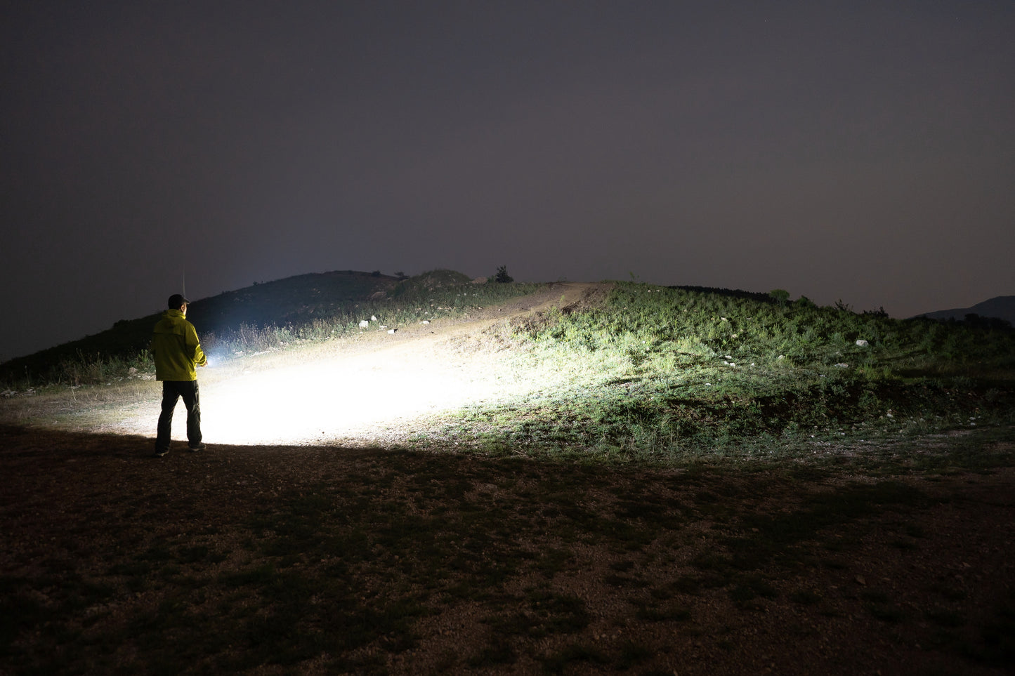 Latarka Olight ArkPro Class 1 Cool White OD Green - 1500 lumenów