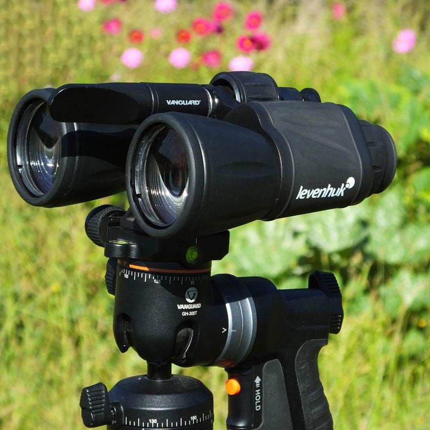 Lornetka Levenhuk Atom 10x50