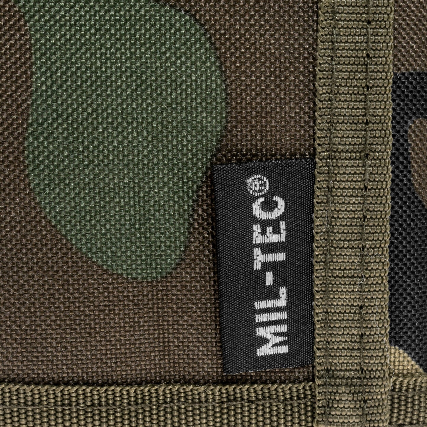 Portfel Mil-Tec z łańcuszkiem - Woodland
