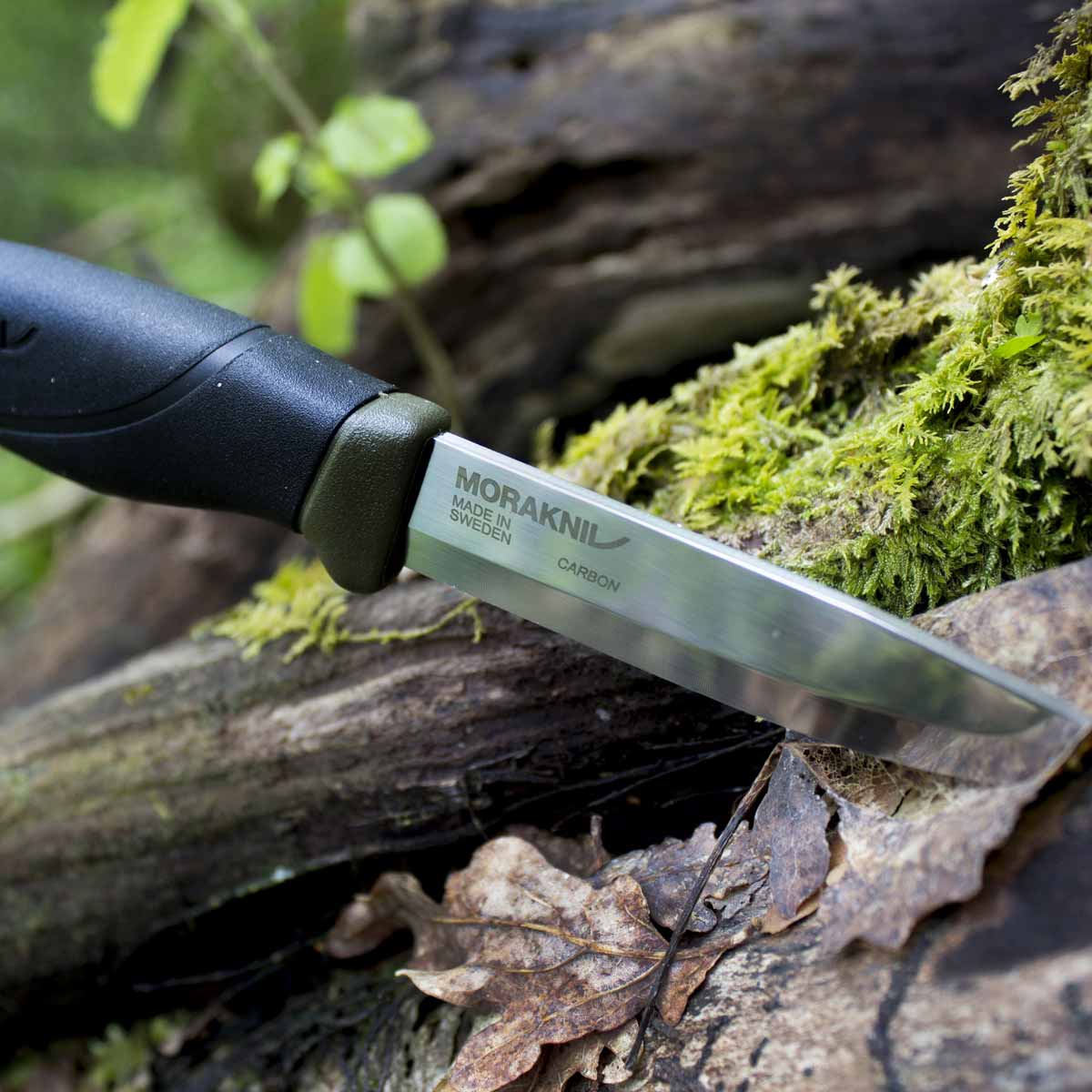 Nóż Mora Companion Military Green