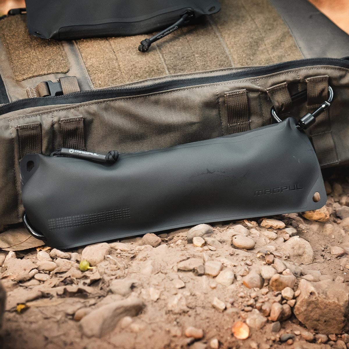 Pokrowiec Magpul Daka Suppressor Storage Pouch Large - Black