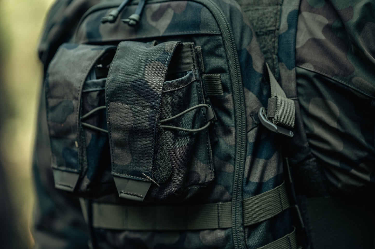 Ładownica Helikon Smoke Grenade Pouch - wz.93 Pantera PL Woodland