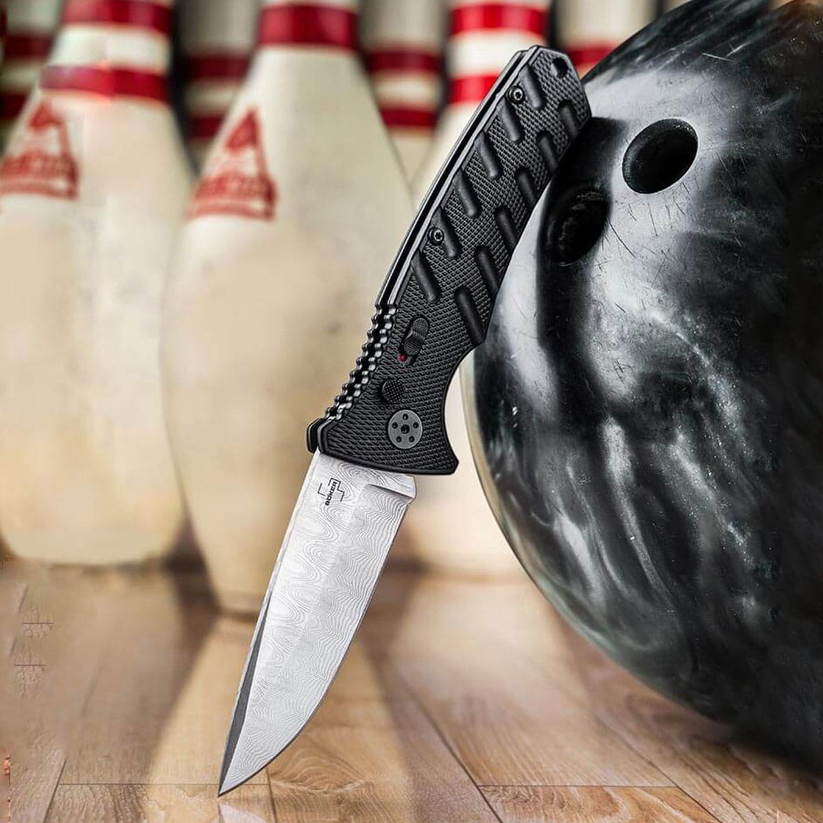 Nóż sprężynowy Boker Plus Strike Damast