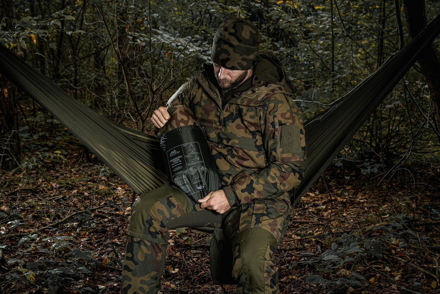 Ponczo Helikon Swagman Roll Climashield Apex z funkcją śpiwora - wz.93 Pantera PL Woodland