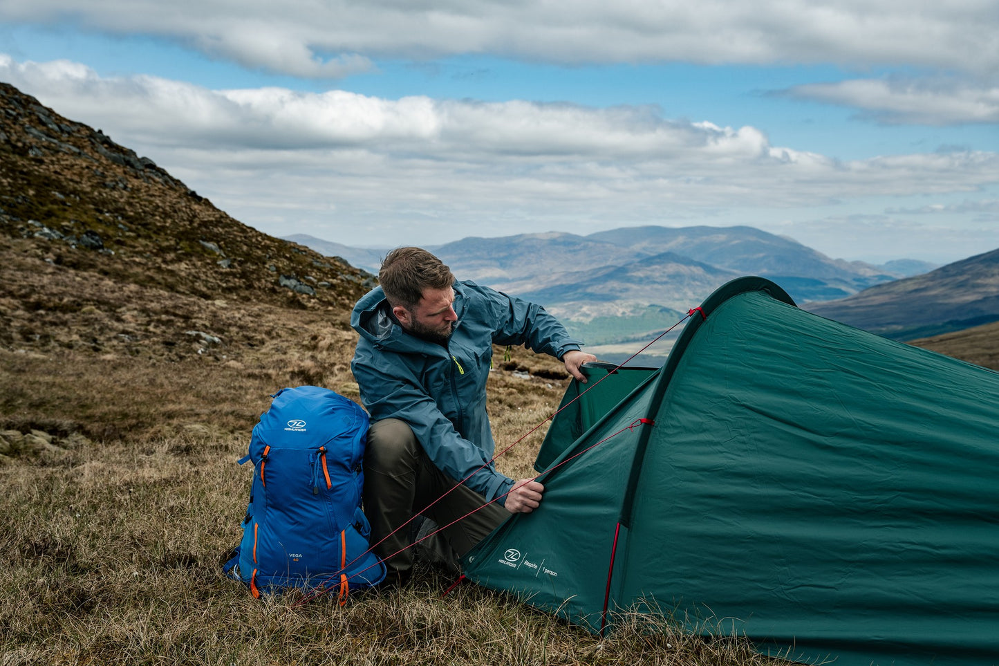 Namiot 1-osobowy Highlander Outdoor Respite Tunnel Tent - Pine Green