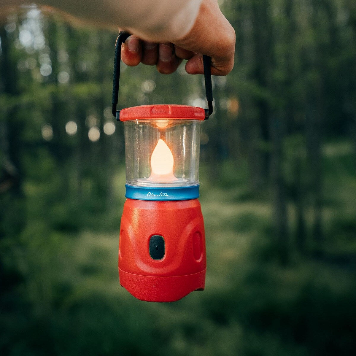 Lampa kempingowa Olight Olantern Wine Red - 360 lumenów