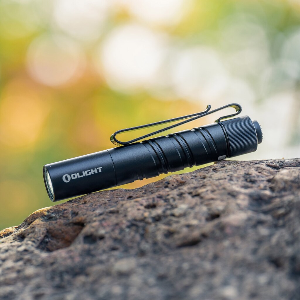 Latarka Olight I3T 2 EOS Black - 300 lumenów