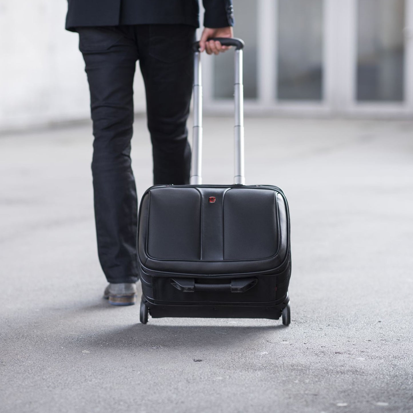 Torba na kółkach Wenger Patriot 32 l - Black