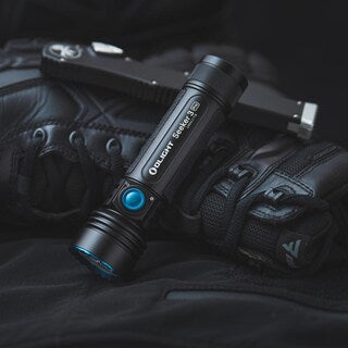 Latarka taktyczno-poszukiwawcza Olight Seeker 3 Pro Black - 4200 lumenów