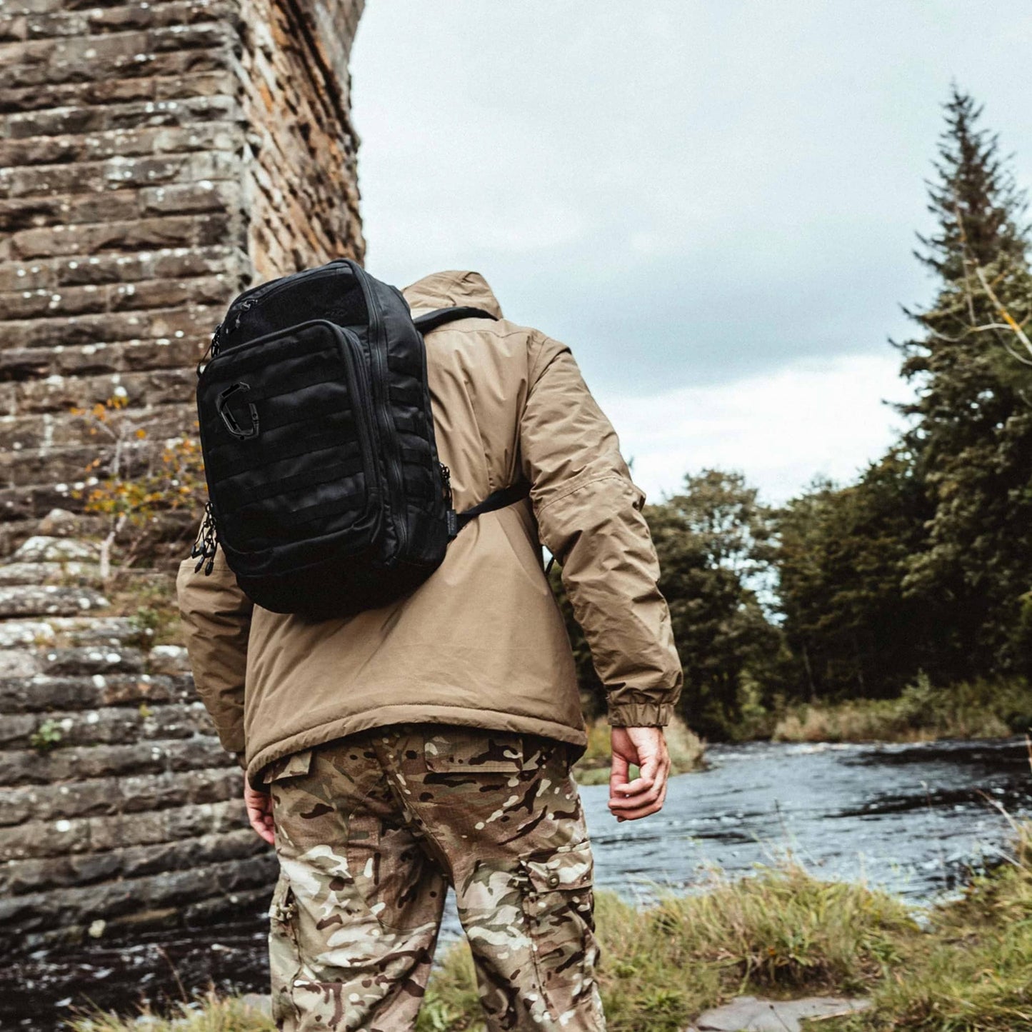 Plecak Highlander Forces Harrier 25 l - Black