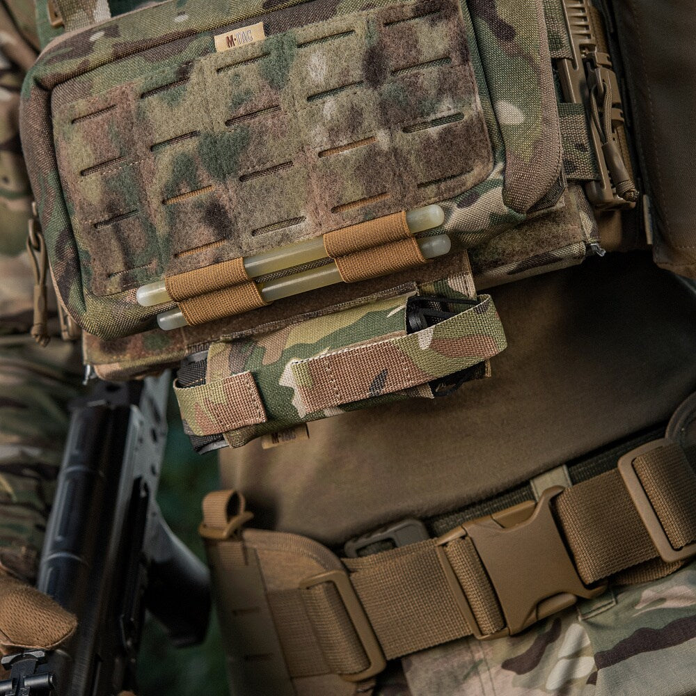Ładownica z rzepem M-Tac na stazę taktyczną - Multicam