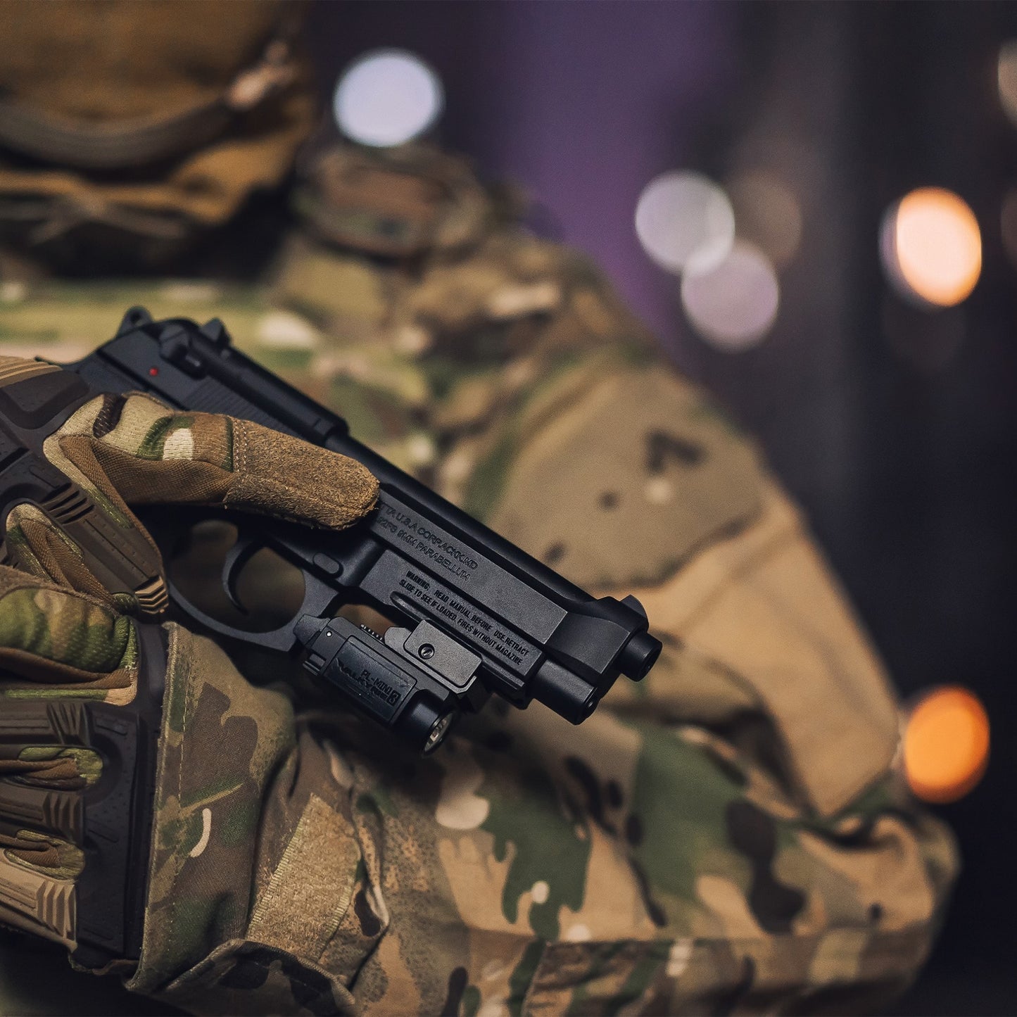 Latarka na broń Olight PL Mini 3 Valkyrie Black - 600 lumenów