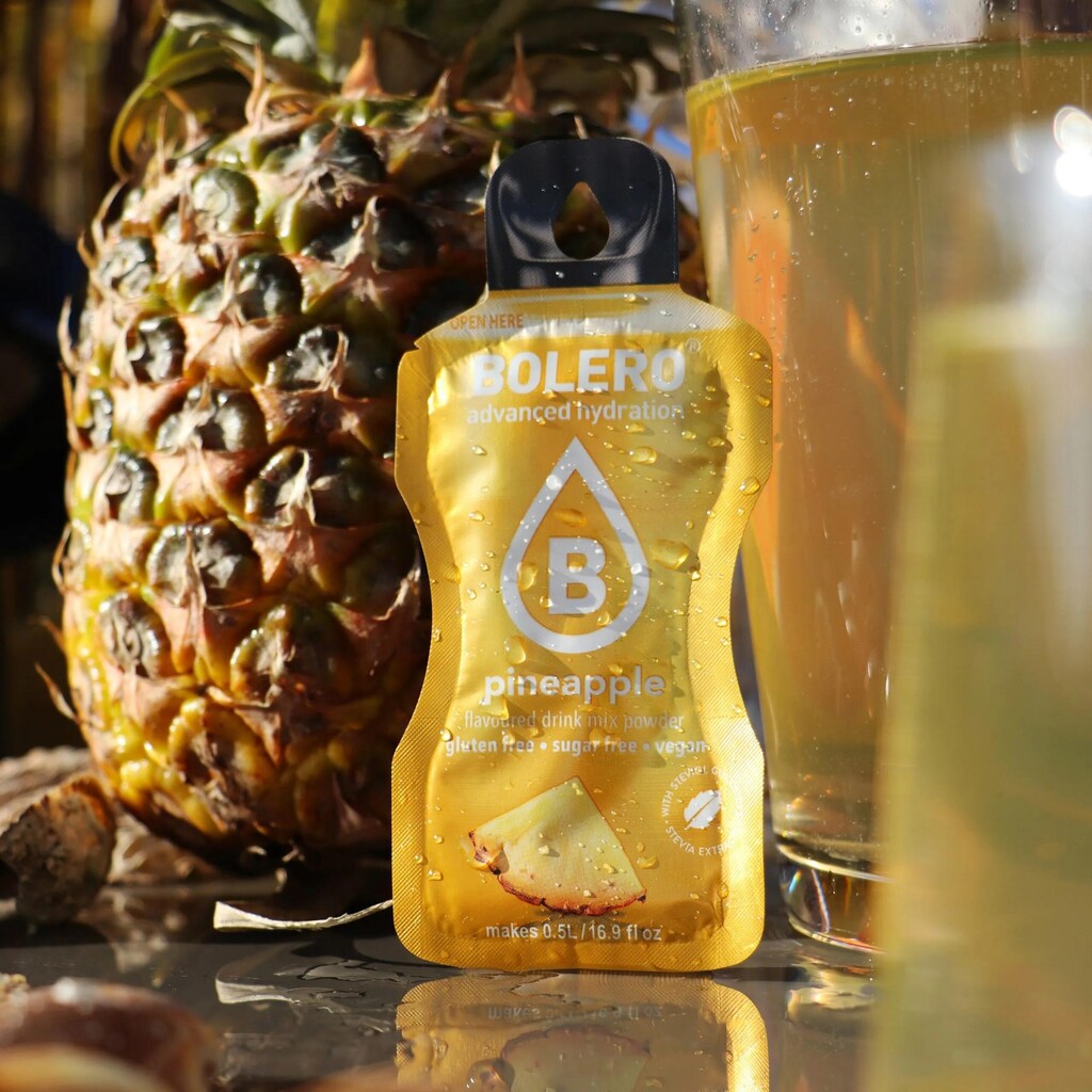 Napój w proszku Bolero Pineapple ze stewią 3 g - 12 szt.