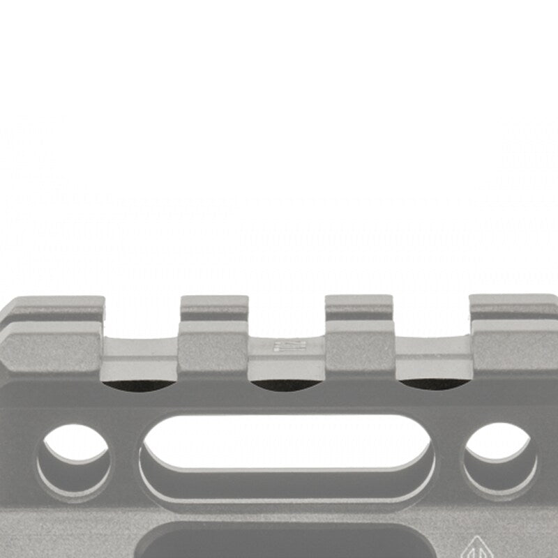 Szyna podwyższająca UTG Super Slim Picatinny Riser Mount 0,75" 3-Slot - Black