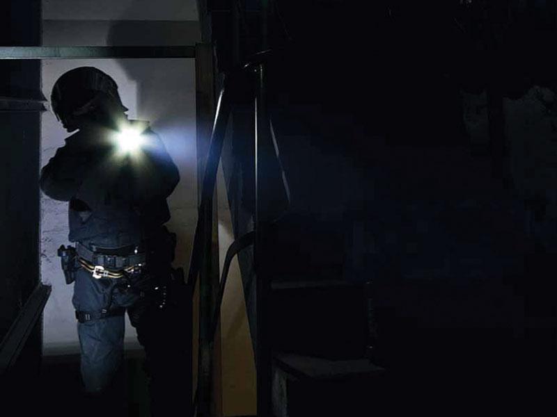 Latarka Ledlenser T2 - 240 lumenów