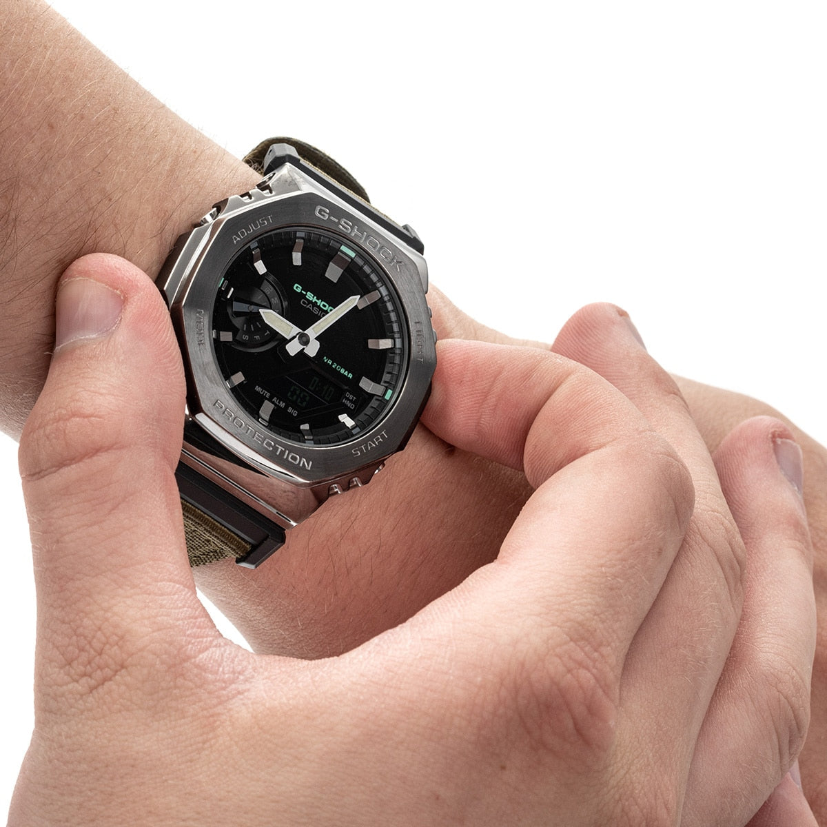 Zegarek Casio G-Shock Metal Covered Utility Metal GM-2100CB-3AER