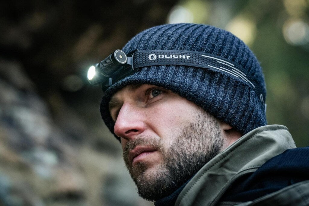 Latarka czołowa i kątowa Olight Perun 3 Mini Cool White Black z opaską - 1250 lumenów
