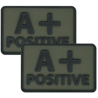 Emblemat PVC Helikon grupa krwi A/Rh+ Olive Green - 2 szt.