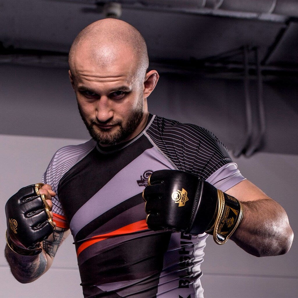 Rękawice do MMA DBX Bushido E1V8 - Czarne/Złote